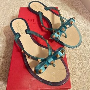 brand new Valentino Flip flops